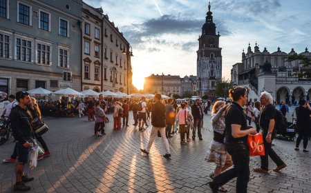 Unlock the Secrets: Travel Hacks for Avoiding Common Tourist Traps