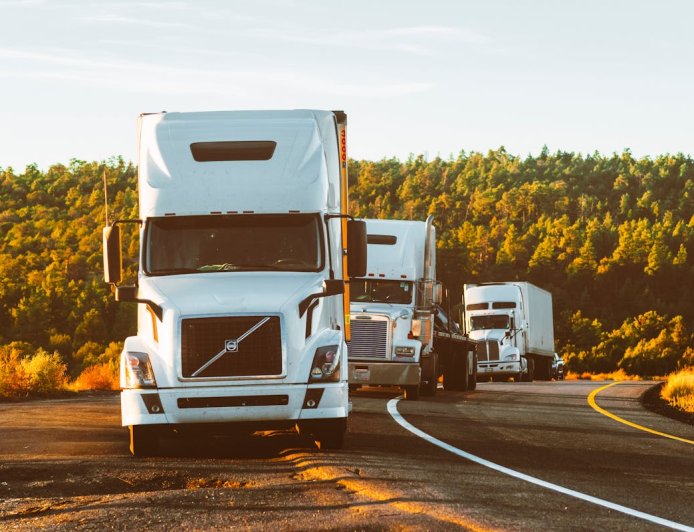 Why the Classic American Road Trip Might Be Dead—And Amtrak’s Quietly Replacing It in 2025